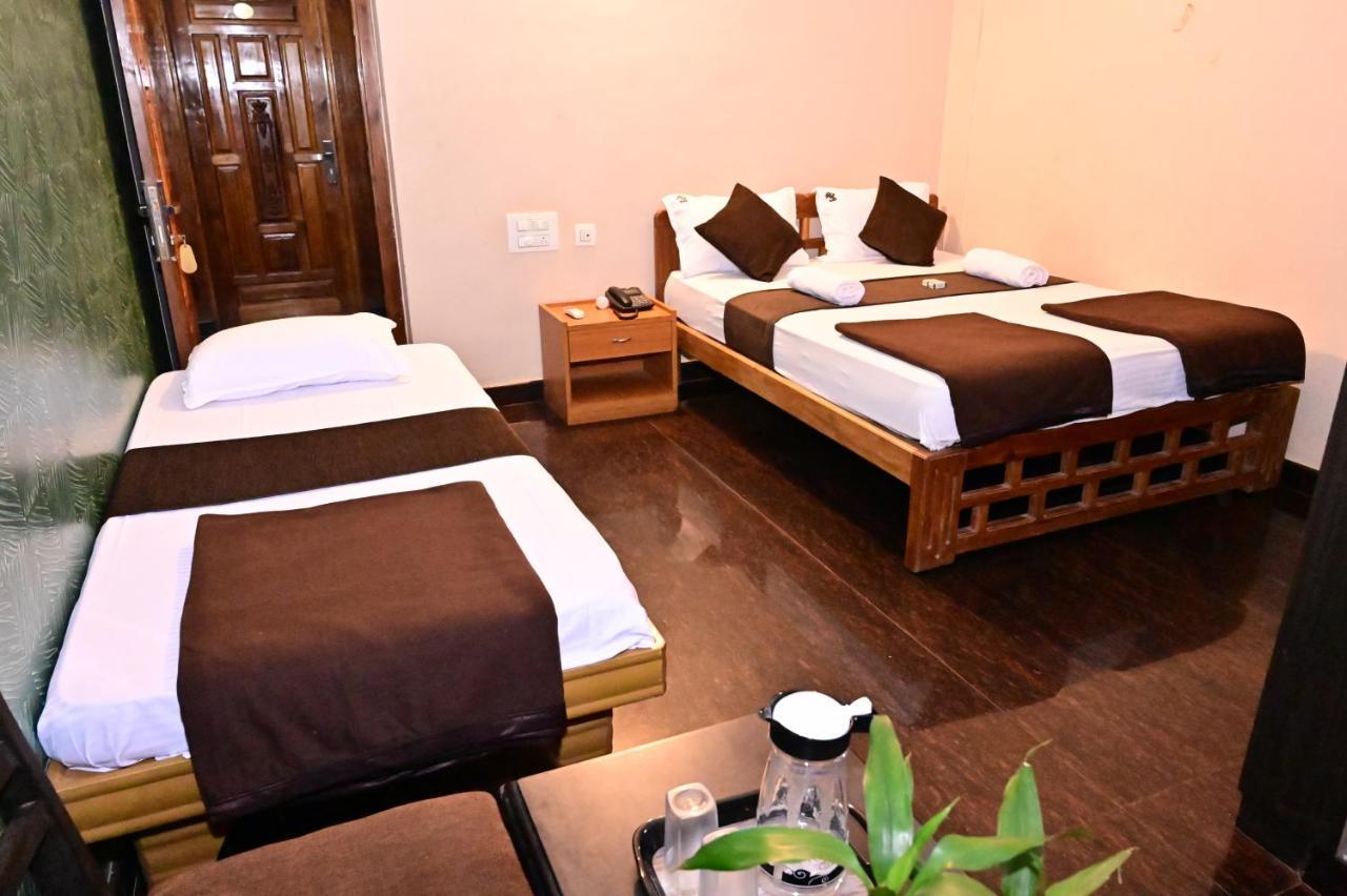 Jaya Paradise Māvalli Buitenkant foto