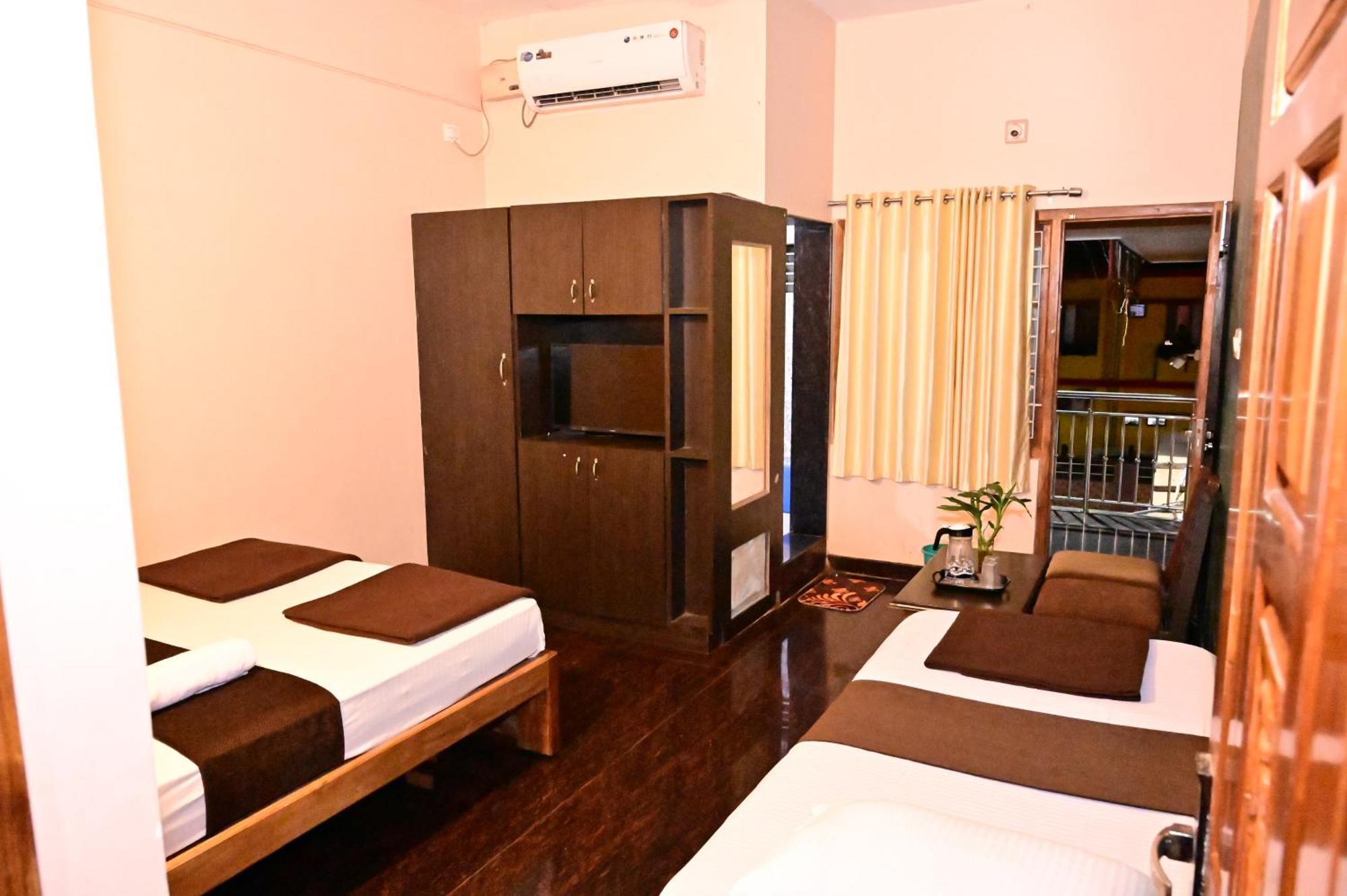 Jaya Paradise Māvalli Buitenkant foto