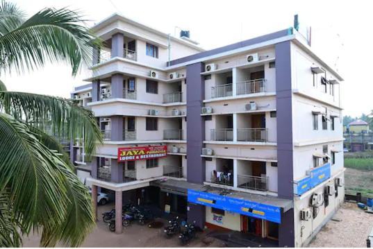 Jaya Paradise Māvalli Buitenkant foto